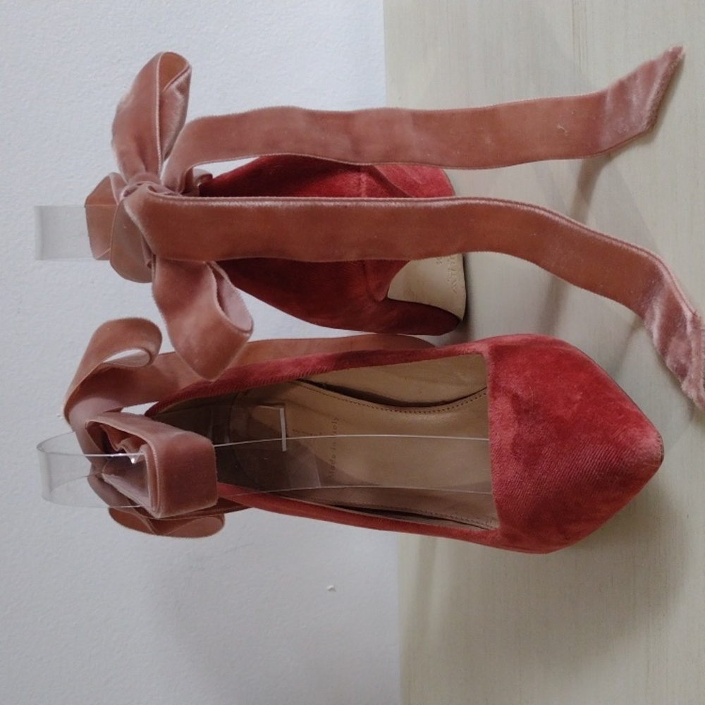 J.Crew peach velvet heels with detachable velvet ribbon size 7.5